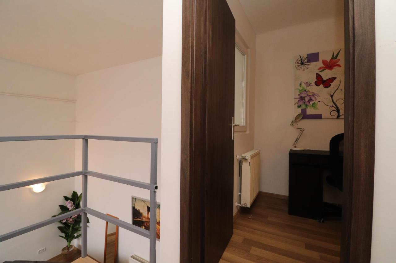 New Guest House A In Kiraly Street 106 Budapest Exterior photo